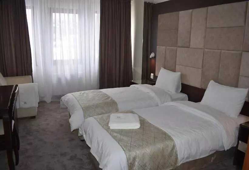 Family Hotel The View & Spa