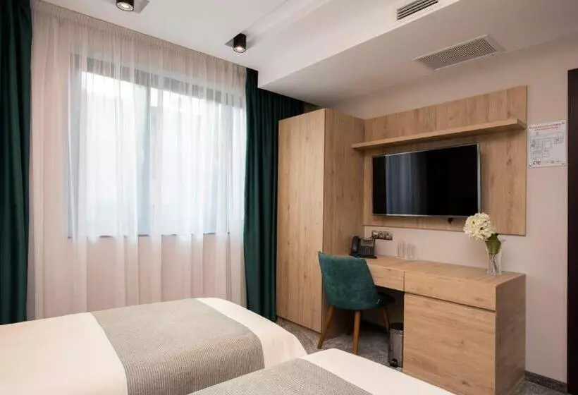 Family Hotel Business Club