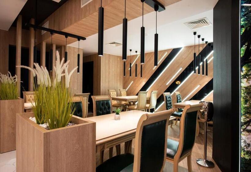 Family Hotel Business Club