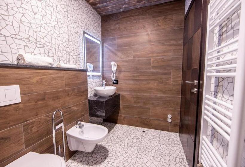 酒店 Hanul Tentea Pasul Gutai