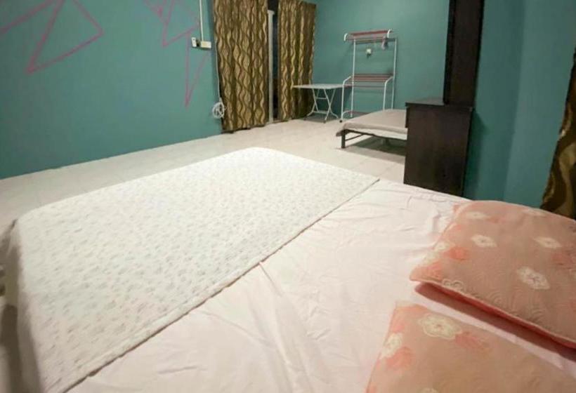 فندق Oyo 90267 Isup's Countryside Homestay