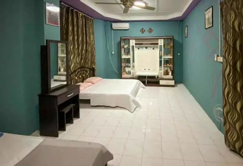ホテル Oyo 90267 Isup's Countryside Homestay