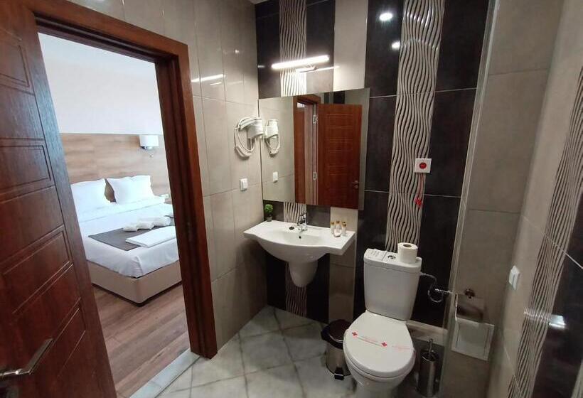 هتل Vanilla, Varna   Free Parking