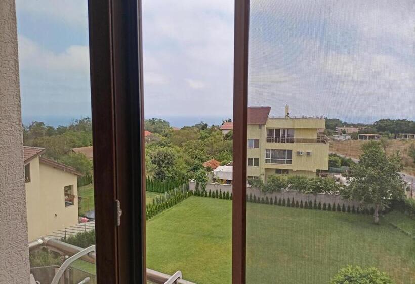 هتل Vanilla, Varna   Free Parking