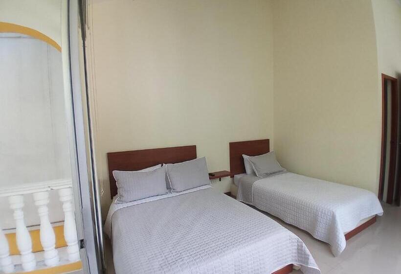 Отель Villa San Cayetano