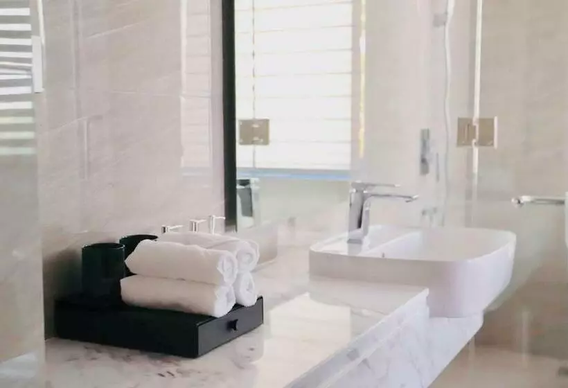 Mansion Park Hotel & Apartment