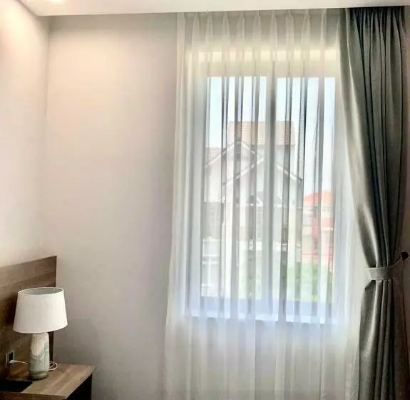 Mansion Park Hotel & Apartment