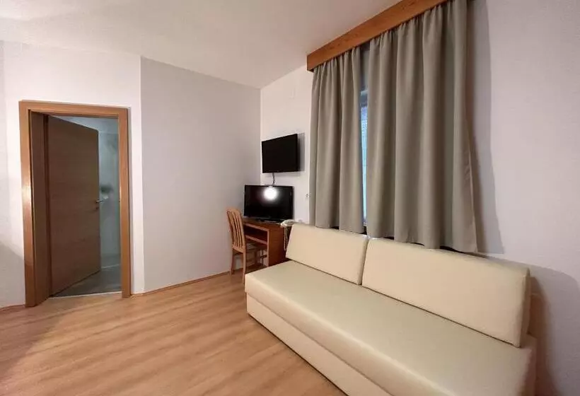 Majatalo Roter Adler