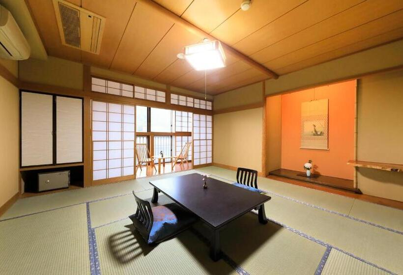 ریوکان Yugawara Fuga