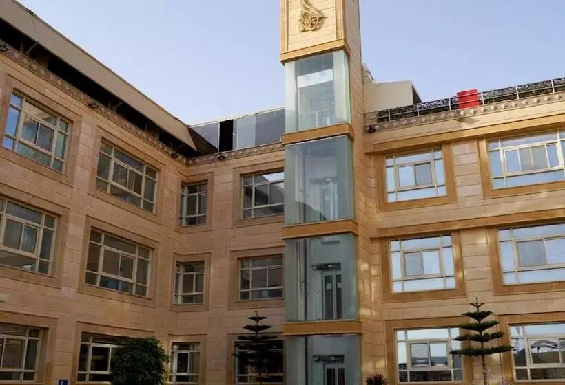 هتل Al Jahwah