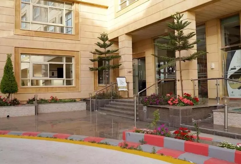 هتل Al Jahwah