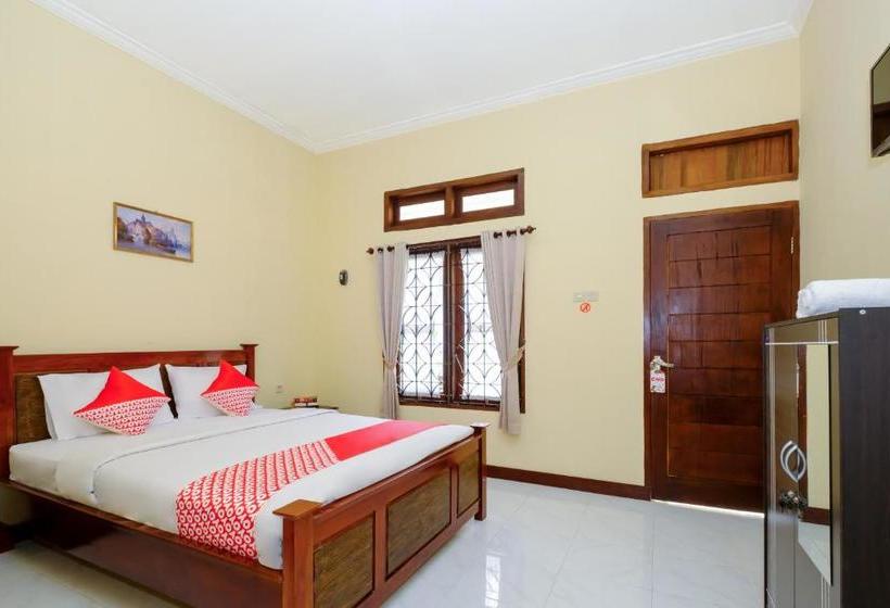 Szálloda Oyo 2864 Mangsit Garden Homestay