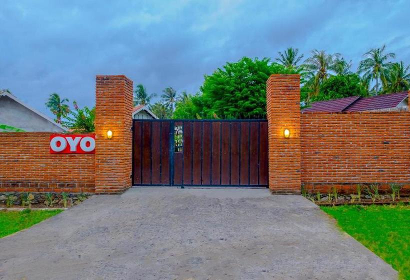 Szálloda Oyo 2864 Mangsit Garden Homestay