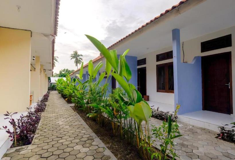 Szálloda Oyo 2864 Mangsit Garden Homestay