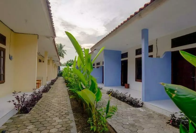 ホテル Oyo 2864 Mangsit Garden Homestay