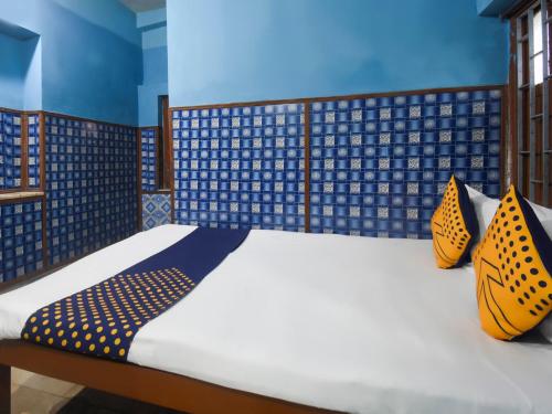 Hotel Spot On 73478 Sri Srinivasa Lodge