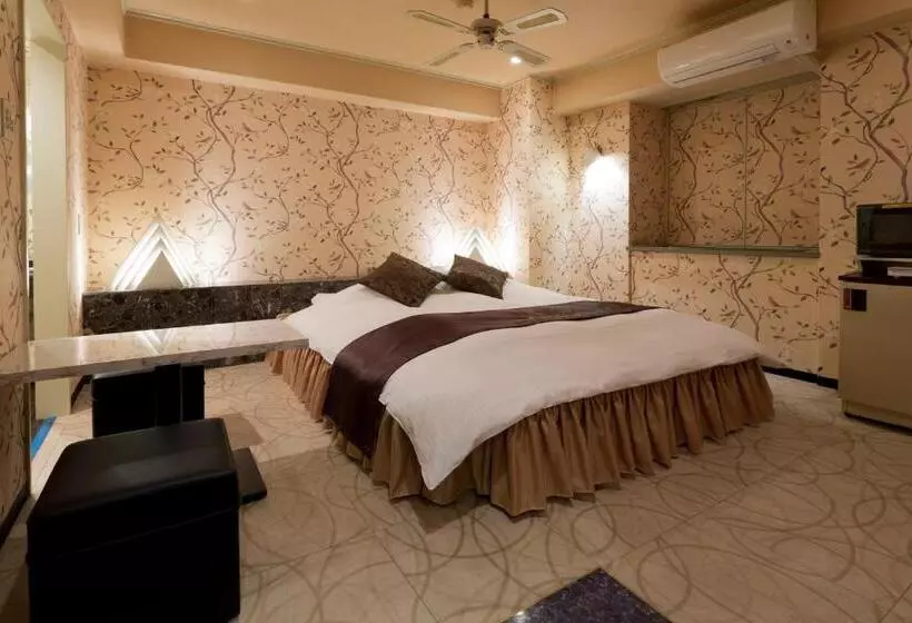 ホテル Xenia Mikumo