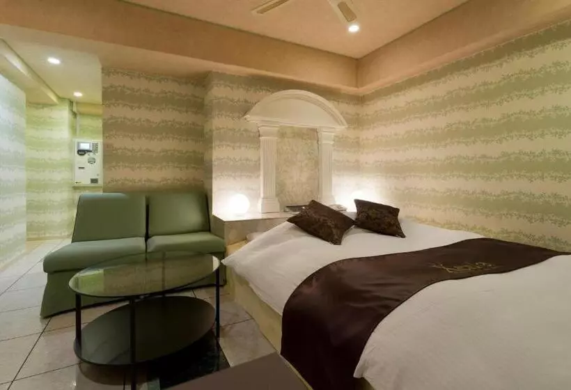 ホテル Xenia Mikumo