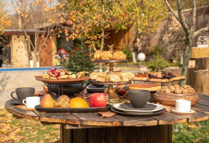 پانسیون Guest House Leader