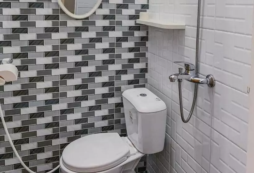 ペンション Reddoorz Syariah Near Universitas Syiah Kuala Aceh