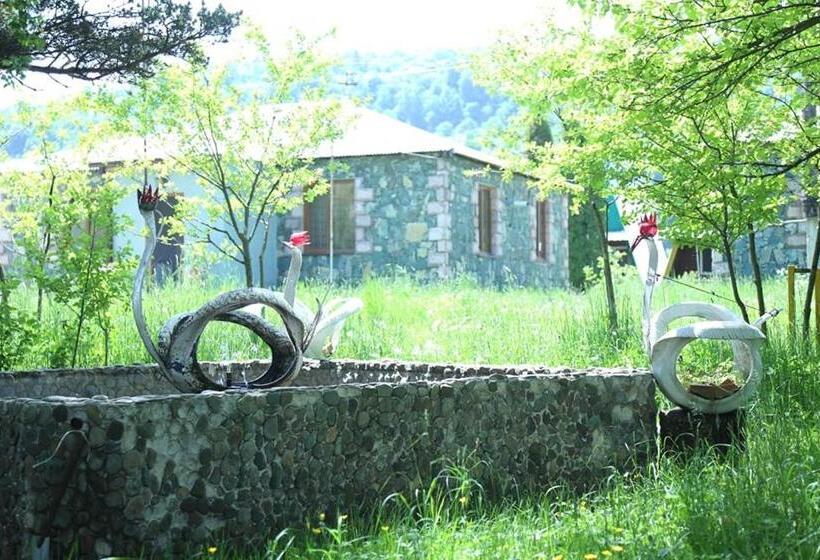 Pansiyon Tezh Ler у тани