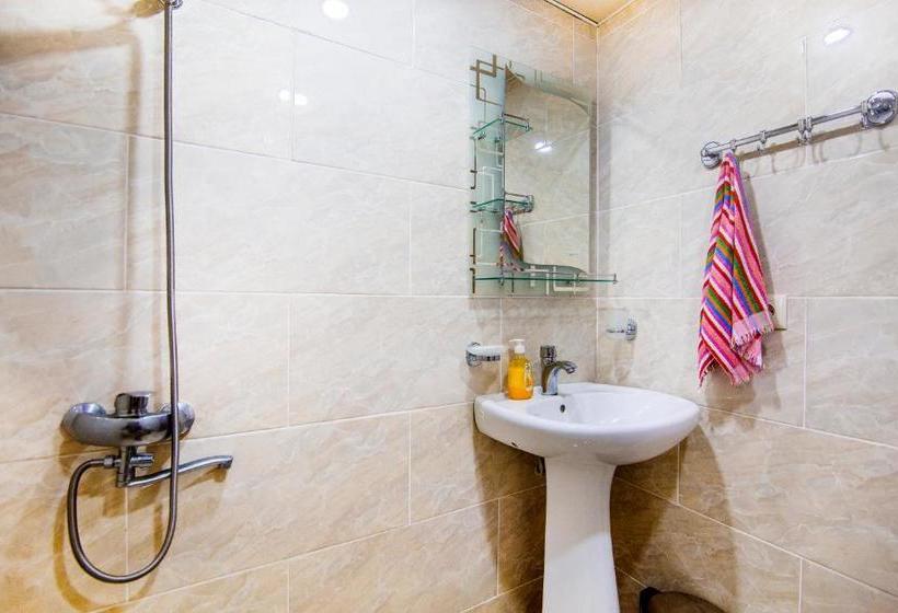 پانسیون Tomas Kokhi