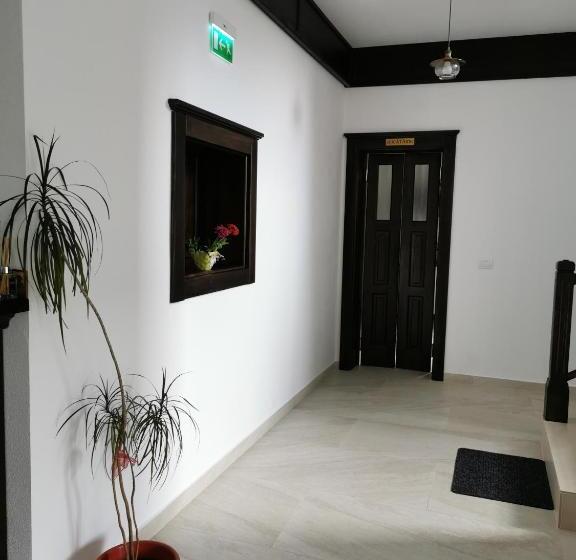 بنسيون Mateo Transalpina