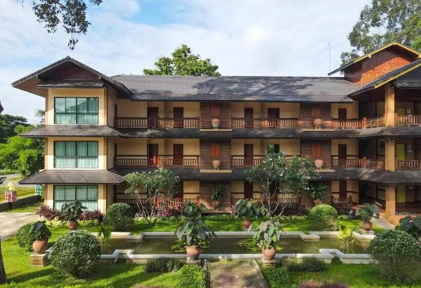 Phumontra Resort Nakhon Nayok