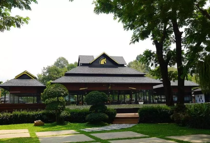 Phumontra Resort Nakhon Nayok