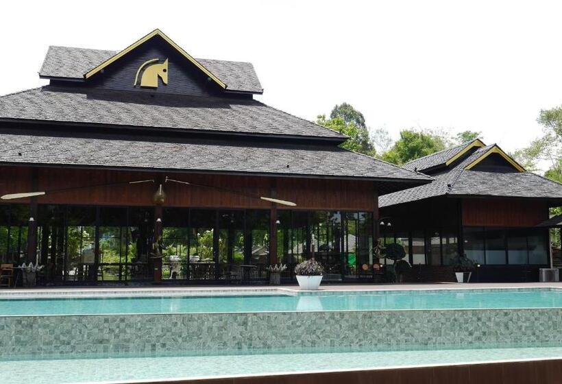 Phumontra Resort Nakhon Nayok