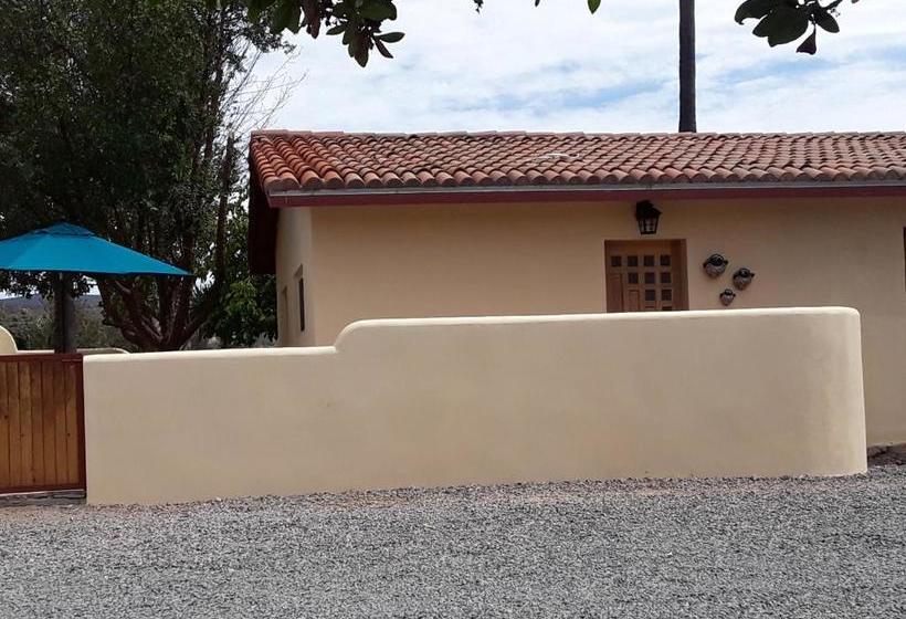 הוסטל Clos Benoit, A Vineyard Inn