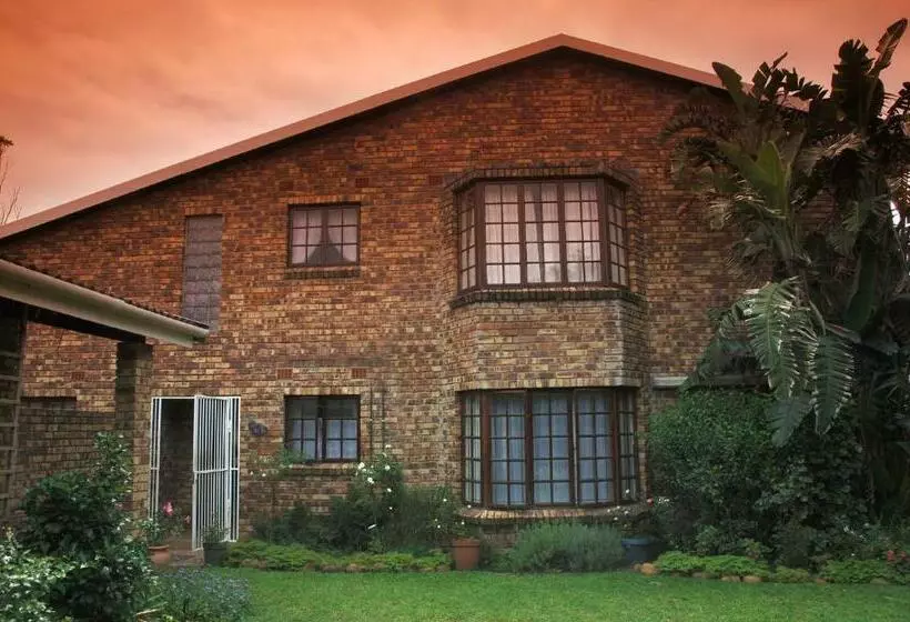 Aamiaismajoitus (B&B) Fig Tree Manor Self Catering