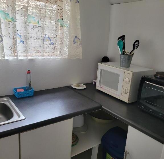 مبيت وإفطار Fig Tree Manor Self Catering