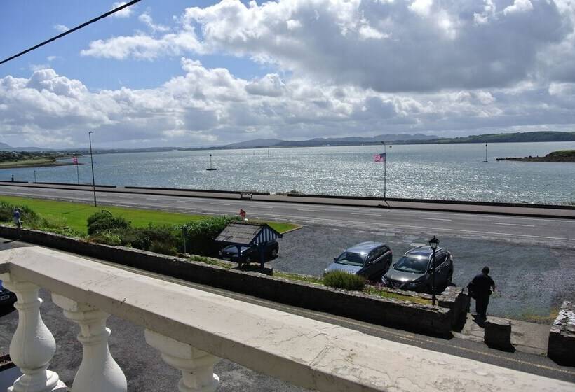 ベッドアンドブレックファースト Sligo Bay Lodge