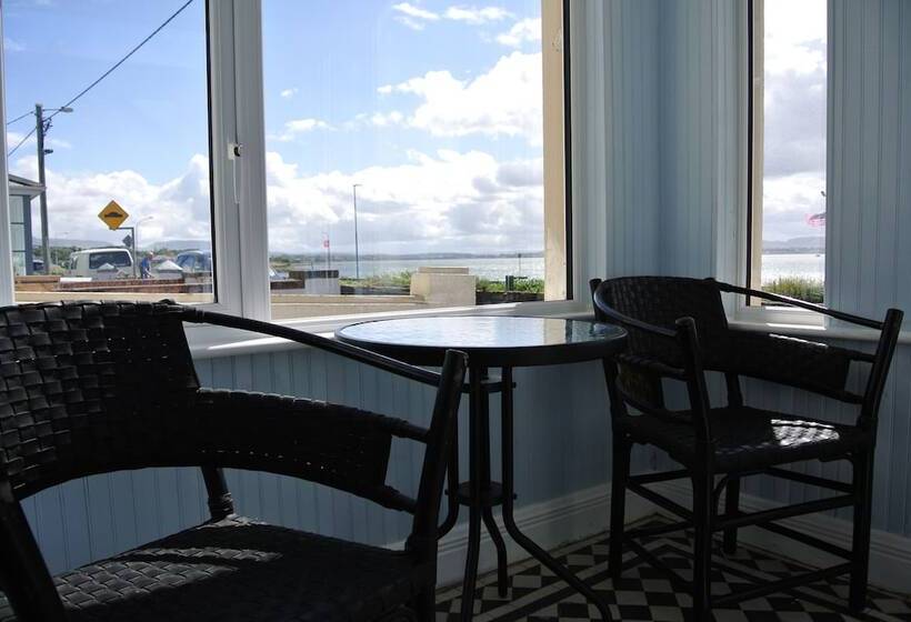 ベッドアンドブレックファースト Sligo Bay Lodge