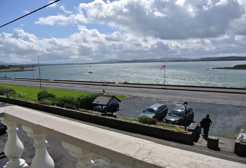 ベッドアンドブレックファースト Sligo Bay Lodge