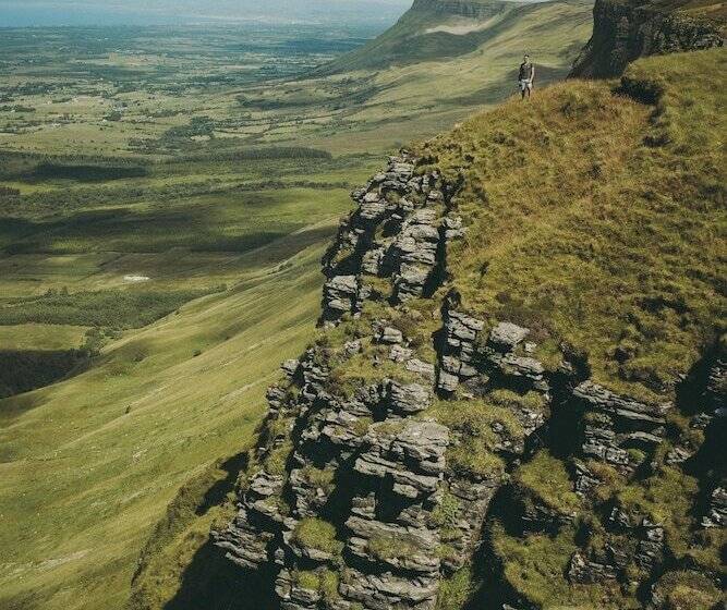 ベッドアンドブレックファースト Sligo Bay Lodge