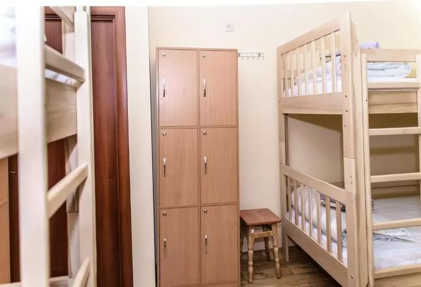 Botanic Globus Hostel