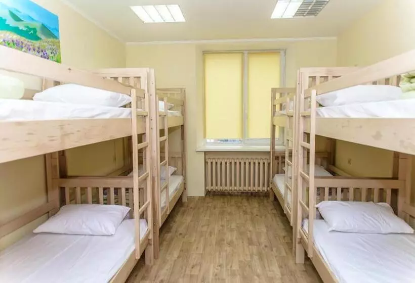 Botanic Globus Hostel