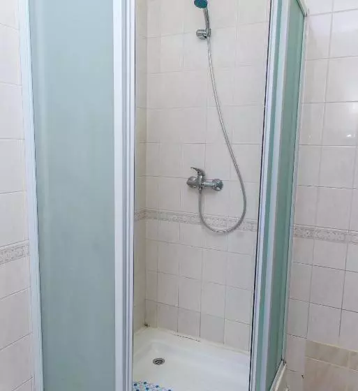 Botanic Globus Hostel