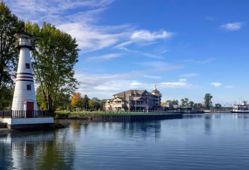 Chautauqua Harbor Hotel   Jamestown