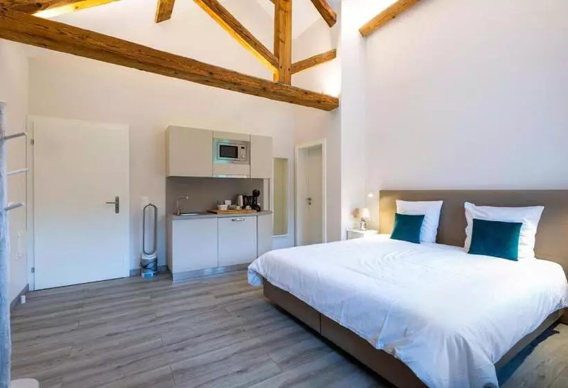 Hotelli Auberge Des Grands Bois