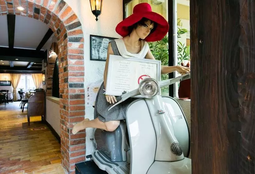 Hotelli Auberge Des Grands Bois