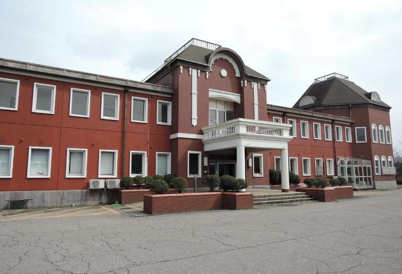 Hotel Oyabe City Cycling Terminal