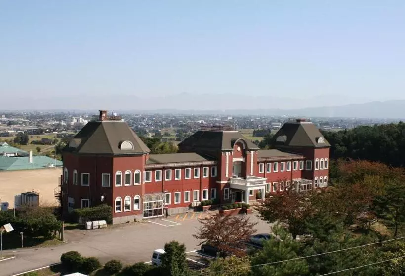 Hotelli Oyabe City Cycling Terminal