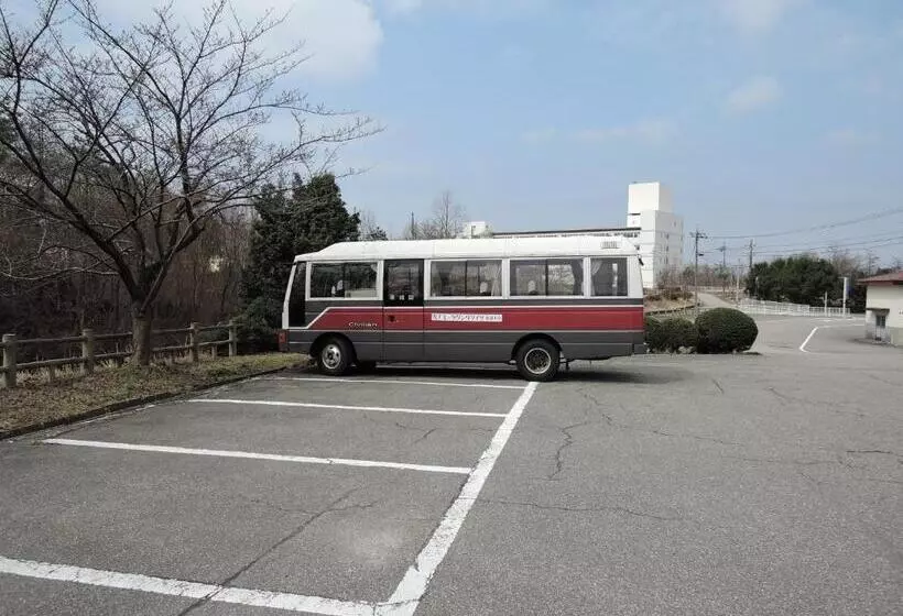 Hotelli Oyabe City Cycling Terminal