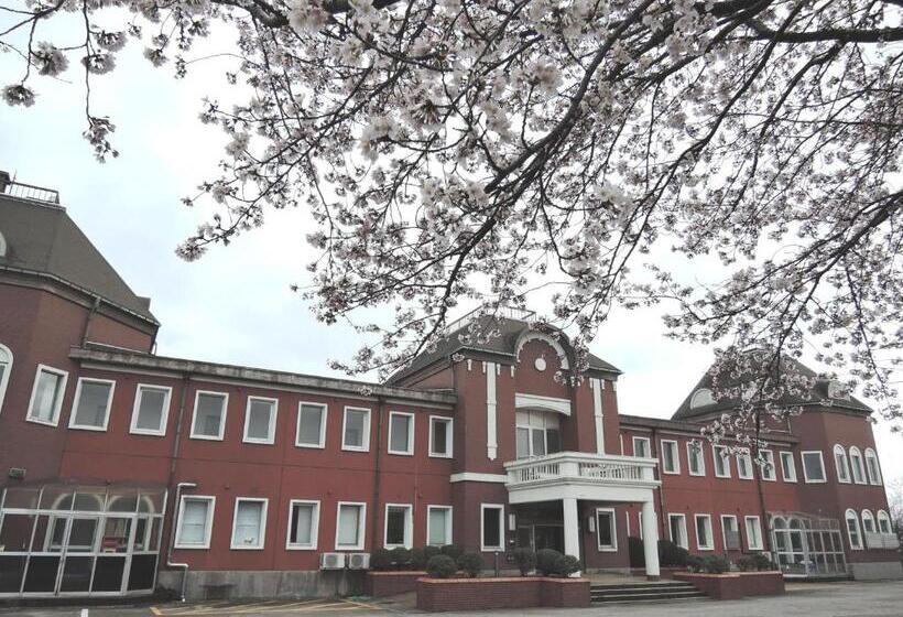 Hotel Oyabe City Cycling Terminal
