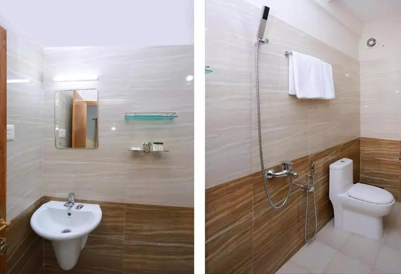 Hotelli Oyo 10220 Infopark