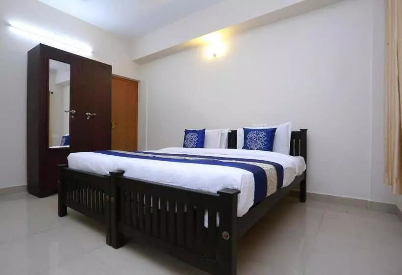 Hotelli Oyo 10220 Infopark