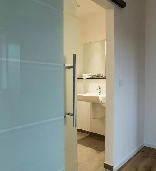 Hotelli Wirtshaus Am Schloss